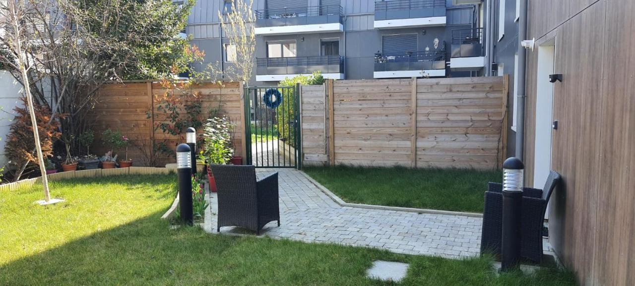 Duplex Neuf 90 M2 - 3 Chambres, Avec Jardin A Сартрувиль Экстерьер фото