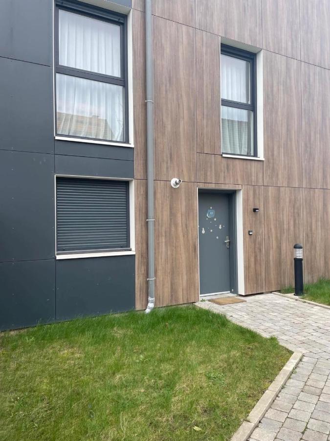 Duplex Neuf 90 M2 - 3 Chambres, Avec Jardin A Сартрувиль Экстерьер фото