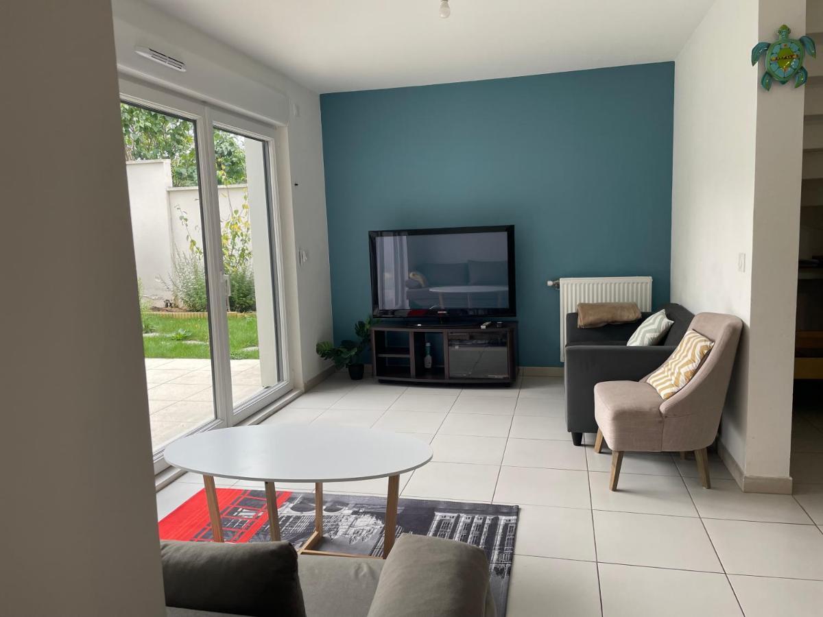 Duplex Neuf 90 M2 - 3 Chambres, Avec Jardin A Сартрувиль Экстерьер фото